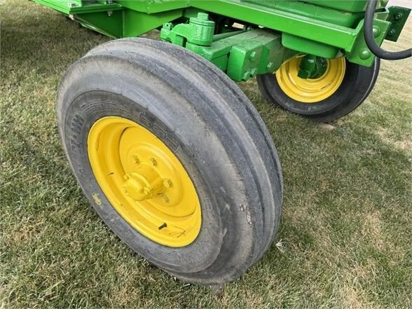 1981 John Deere 2140 Tractor with 148 Loader & Bucket #8125 BP