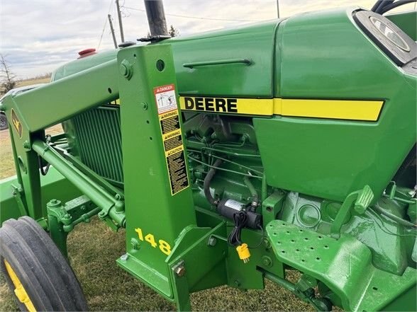 1981 John Deere 2140 Tractor with 148 Loader & Bucket #8125 BP