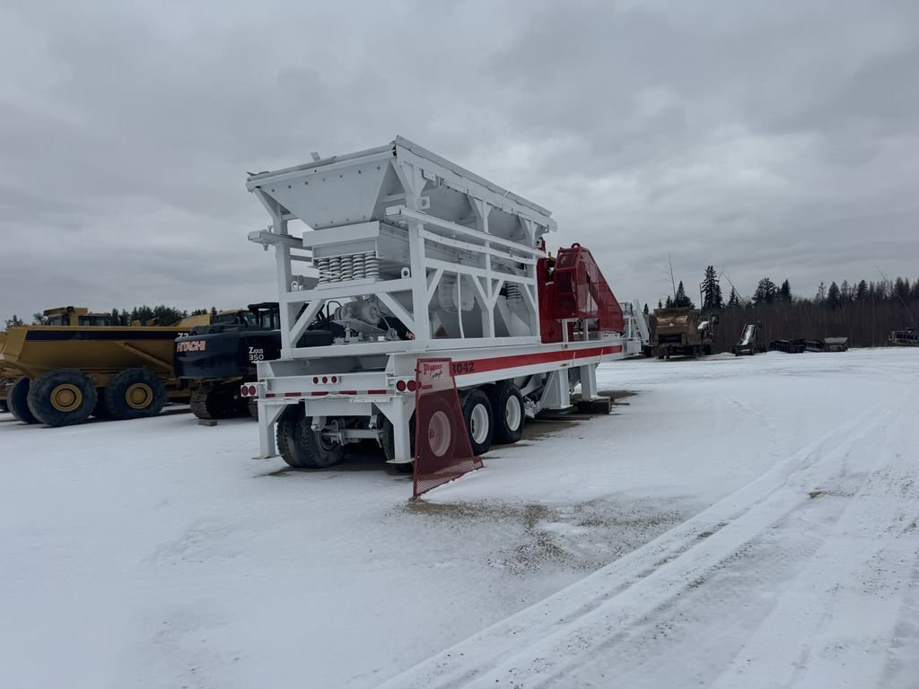 2007 Pioneer 3042 Jaw Crusher