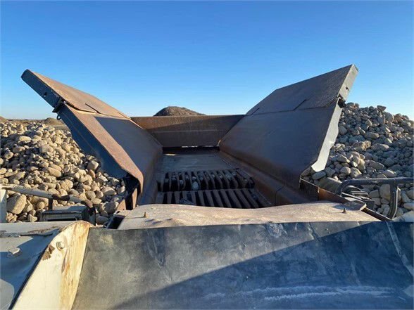 2008 Metso Lokotrack LT106 Jaw Crusher with C106 Crusher #8067 BP