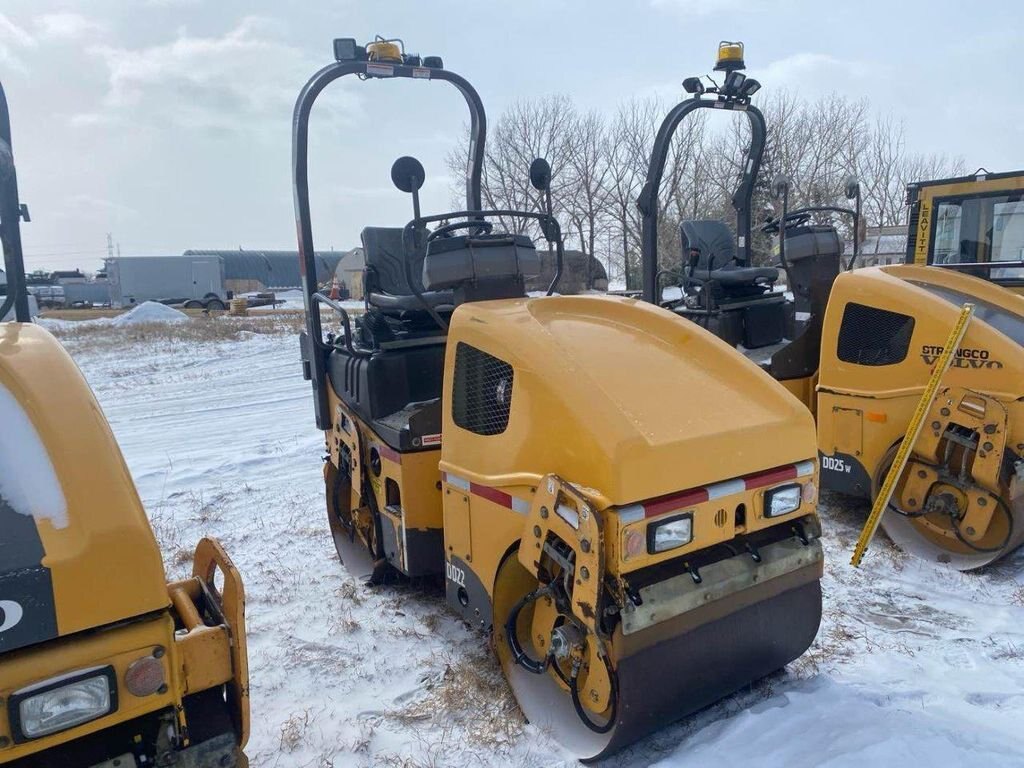 2011 Volvo DD22 Dual Roller Packer #8358 AS