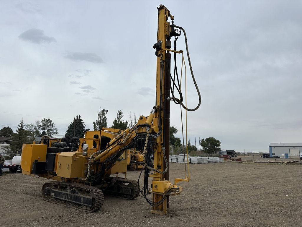 2012 GILL ROCK DRILL BEETLE 300C