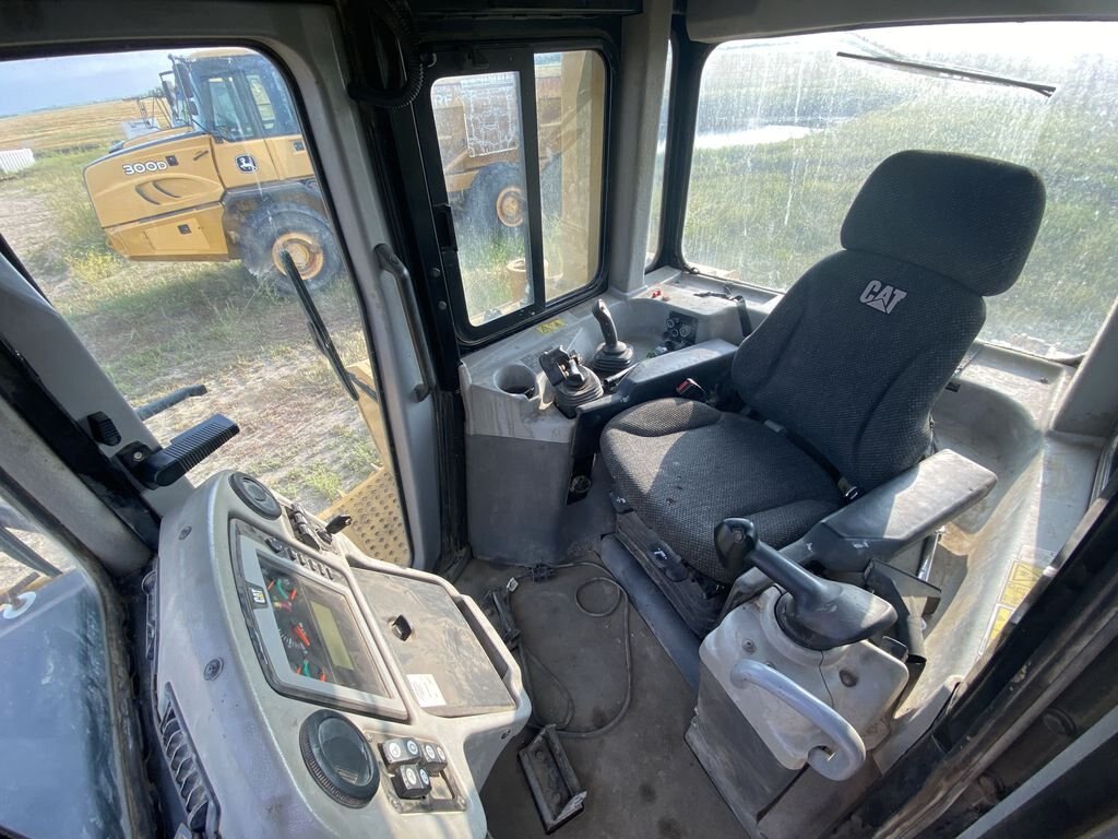 2014 Caterpillar D6T XW Dozer with New Hardbar #7702 BP