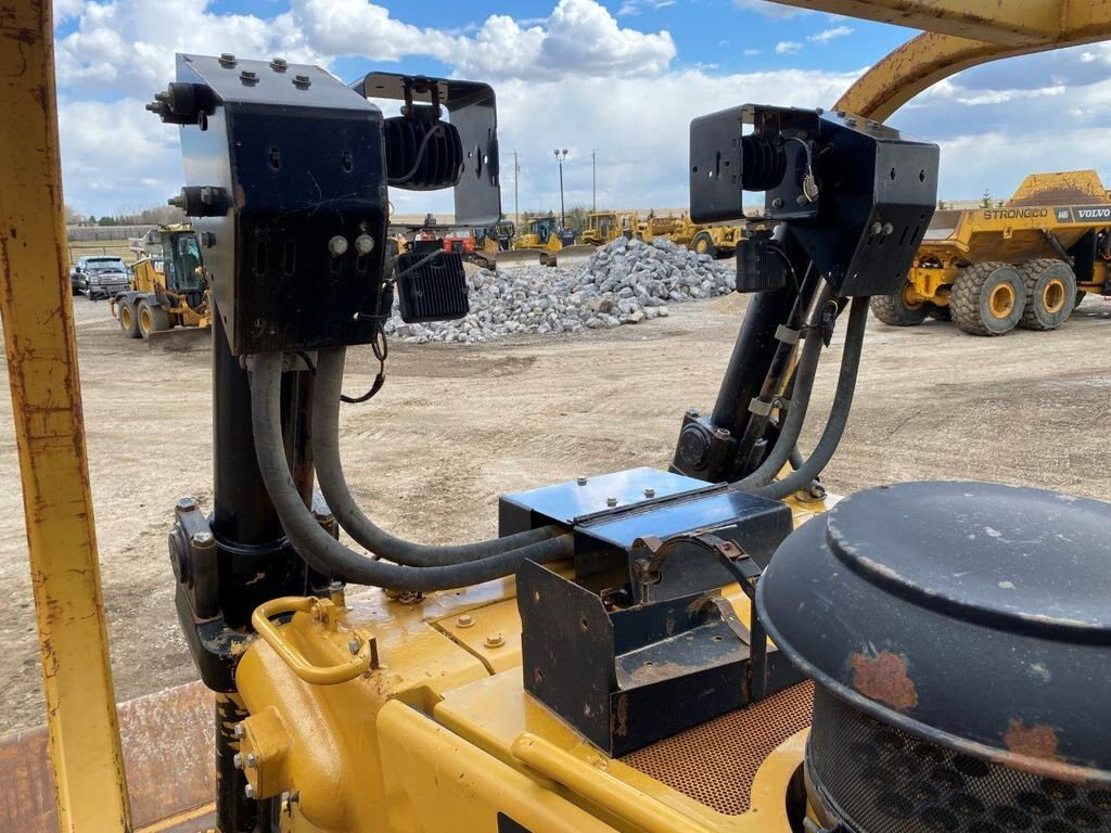 2011 Caterpillar D8T Dozer #8525 AS