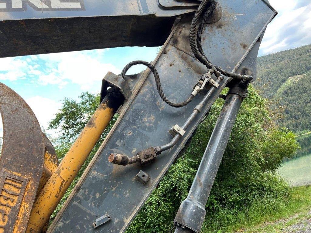 2013 Deere 225D LC Excavator #7599 JF