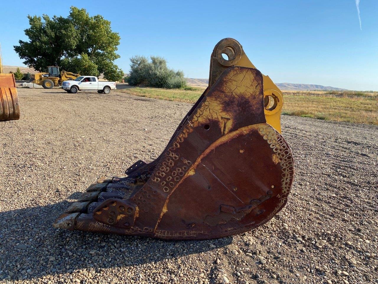 1978 CATERPILLAR 245 Excavator with Dig and Cleanup Bucket #6502 BP