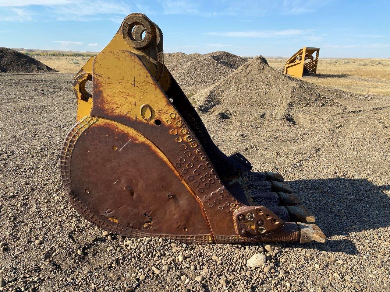 1978 CATERPILLAR 245 Excavator with Dig and Cleanup Bucket #6502 BP