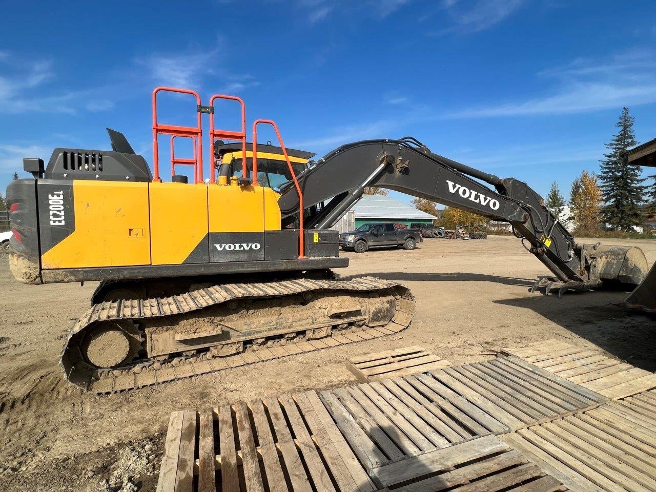 2020 Volvo EC200 EL Excavator 6562 JF