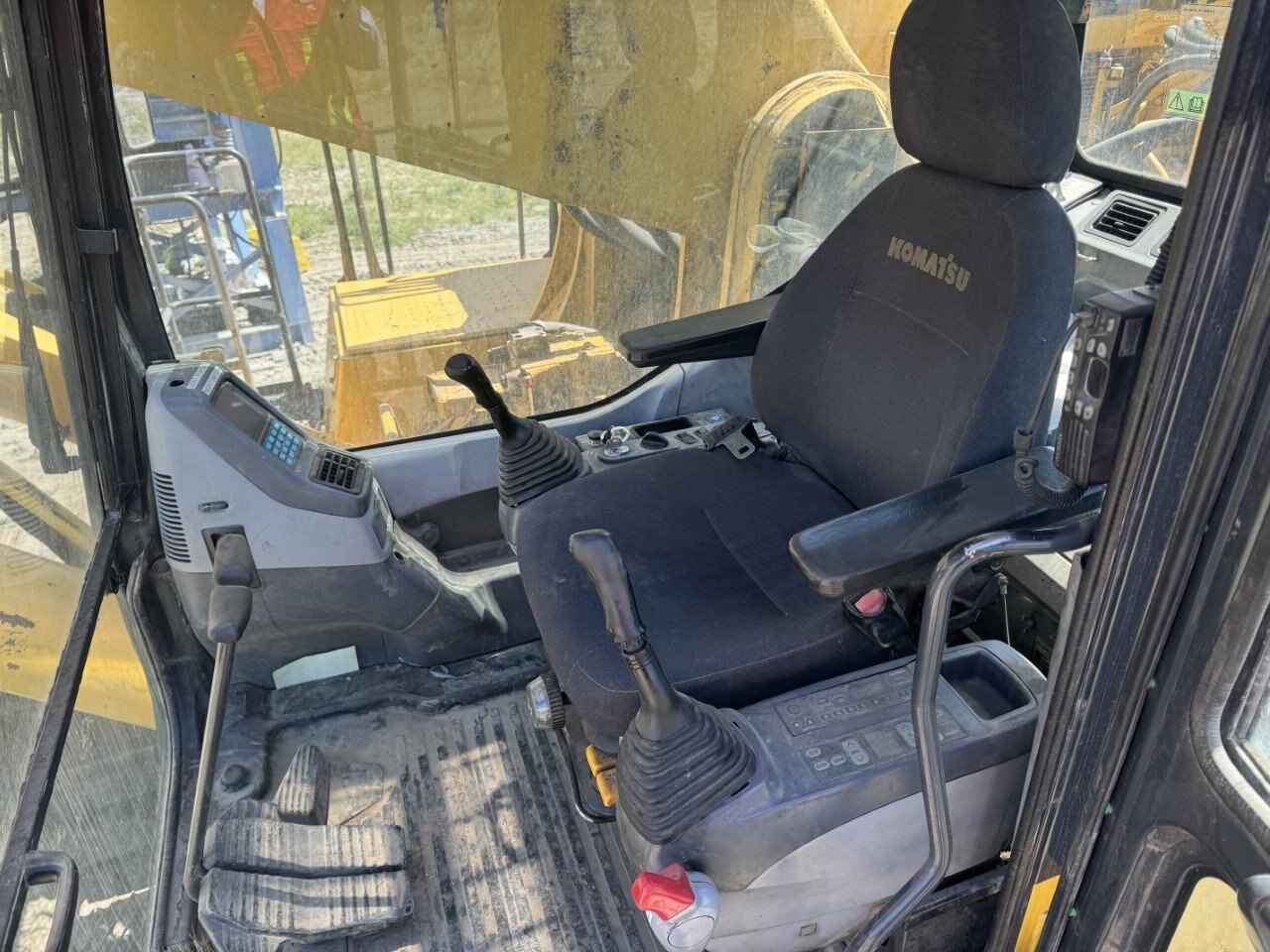 2007 Komatsu PC1250LC 8 Excavator #8229 JP