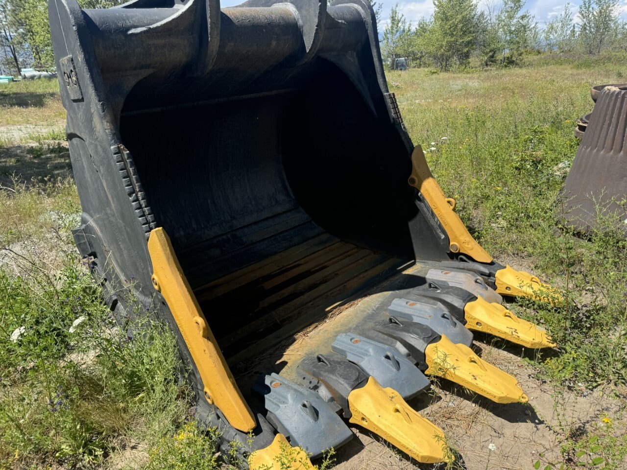 2007 Komatsu PC1250LC 8 Excavator #8229 JP