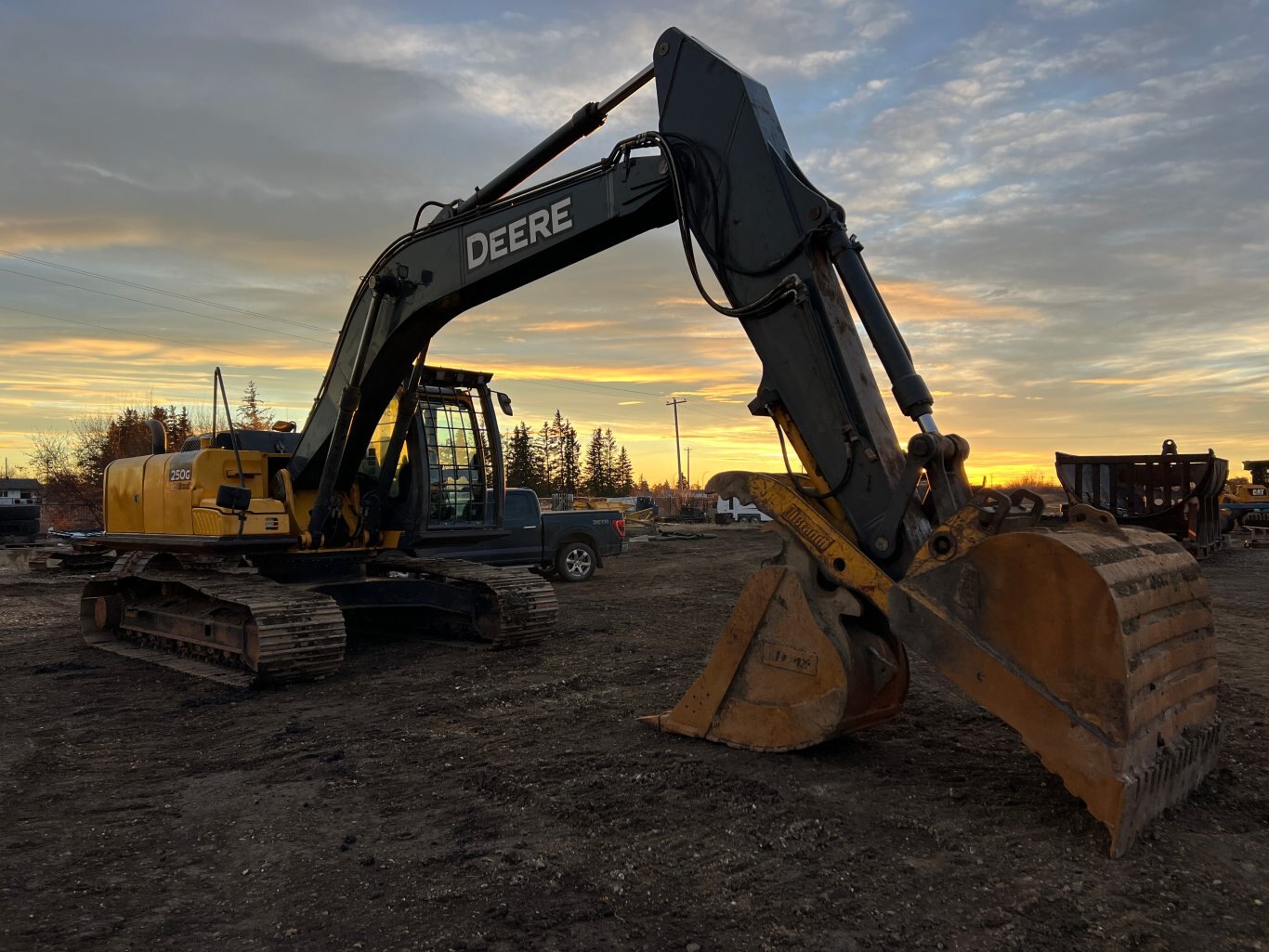 2013 Deere 250G LC Excavator with Thumb #7508 JF