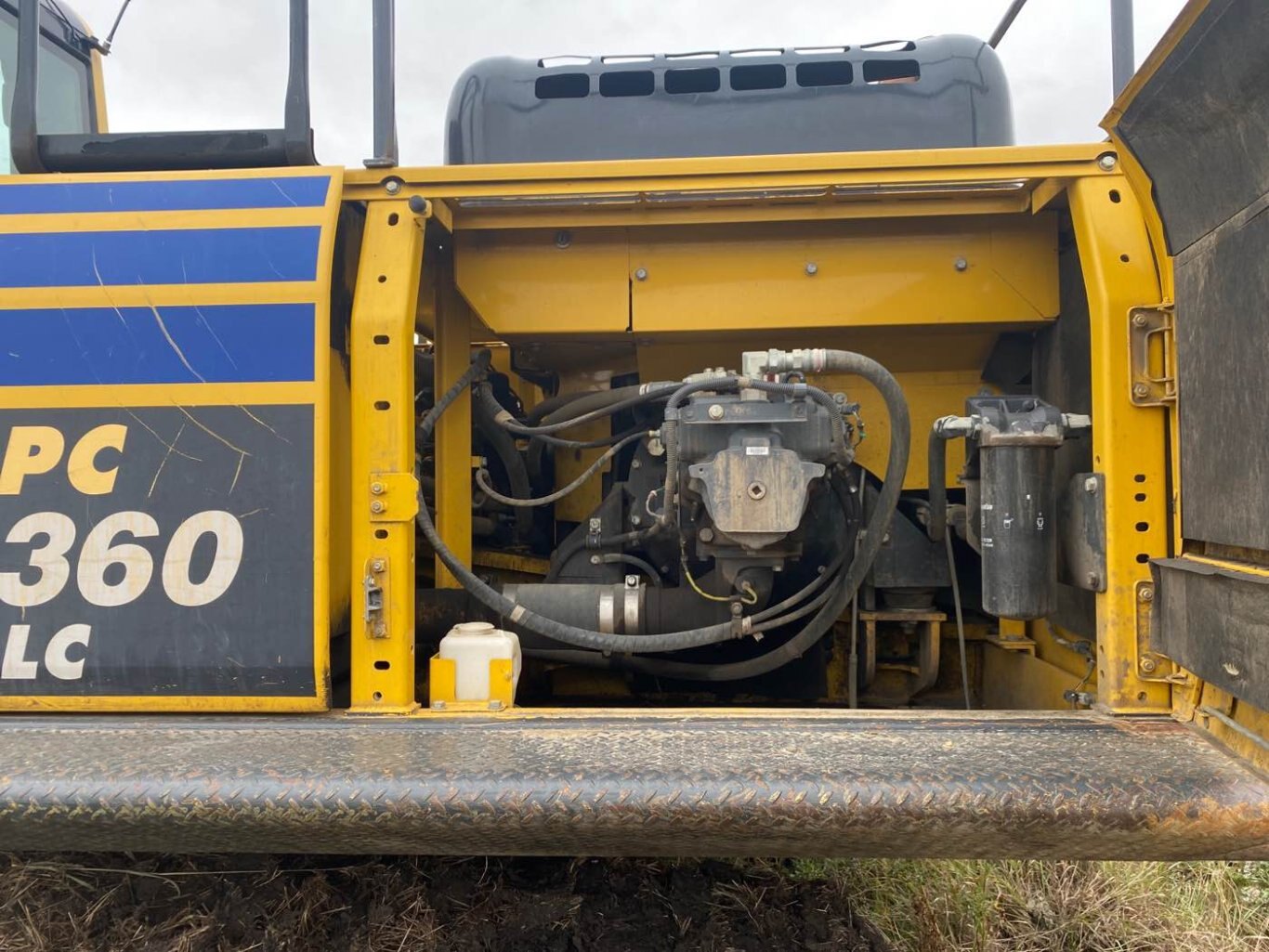 2014 Komatsu PC360LC Excavator #7869 AS