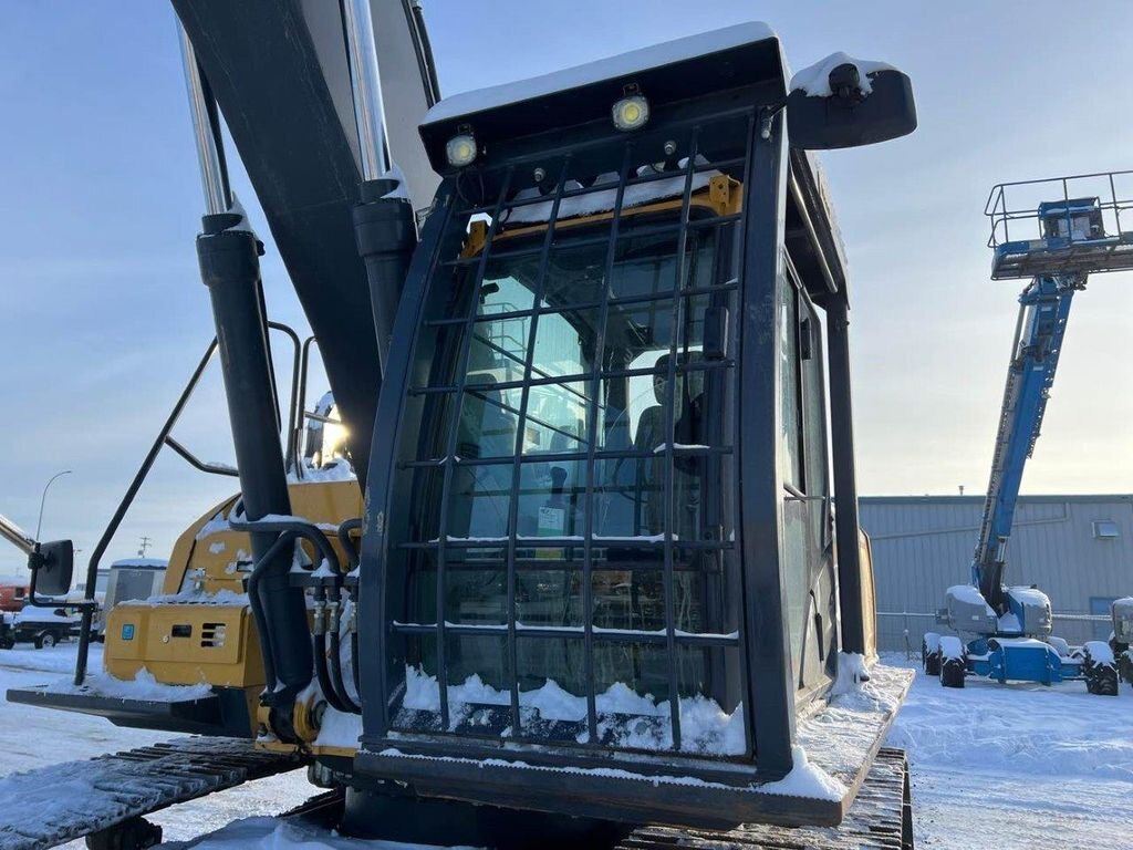 2022 Deere 300G LC Excavator 8247 JF