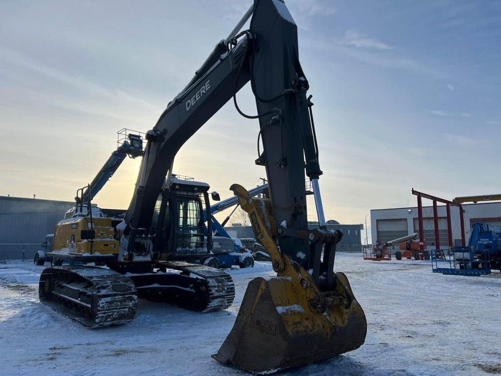 2022 Deere 300G LC Excavator 8247 JF