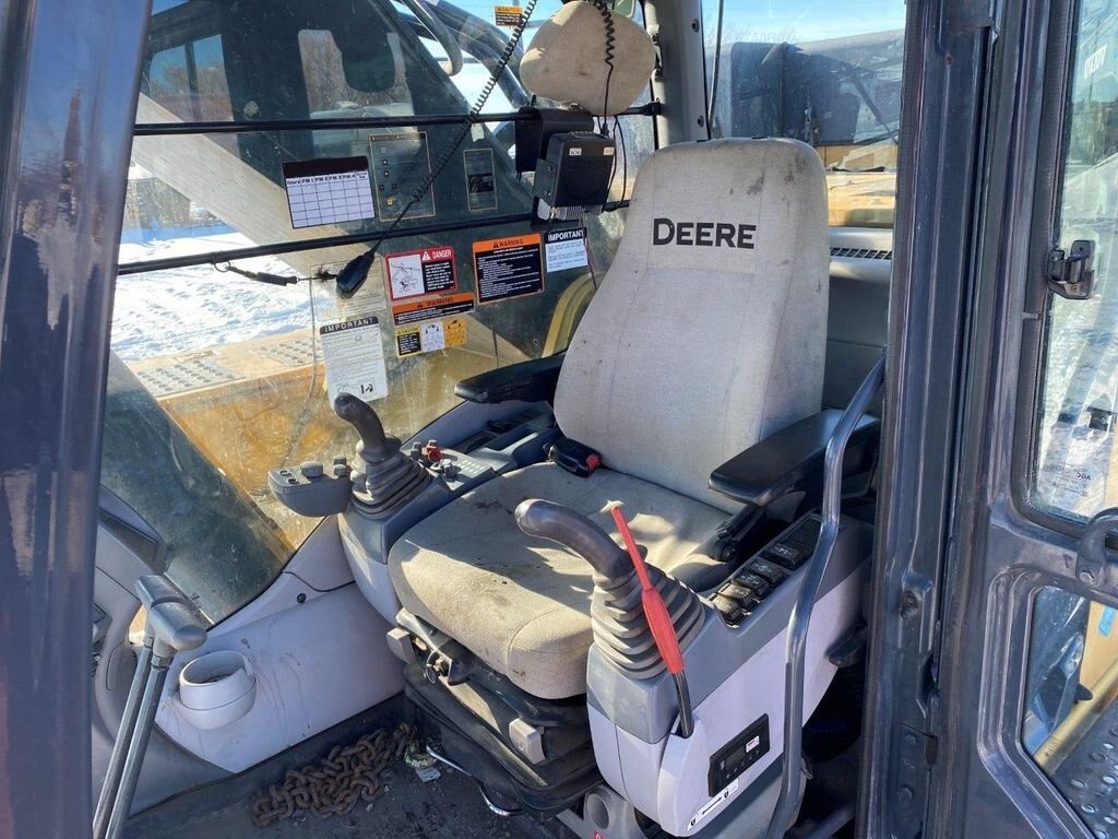 2017 Deere 470G LC Excavator #8259 AS