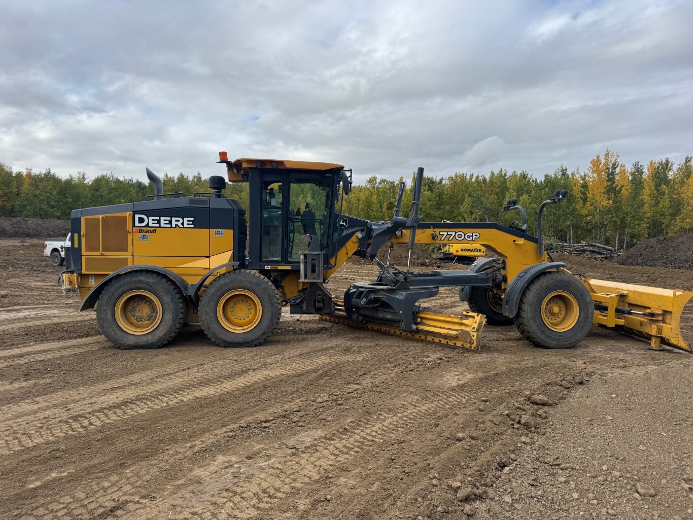 2019 Deere 770GP Motor Grader with Dozer Blade and Snow Wing #8334 BP