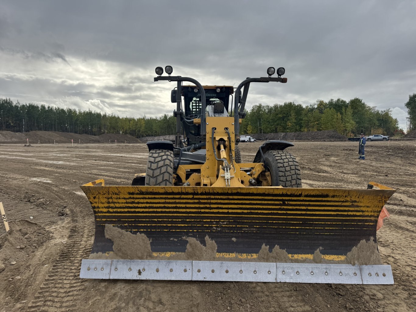 2019 Deere 770GP Motor Grader with Dozer Blade and Snow Wing #8334 BP