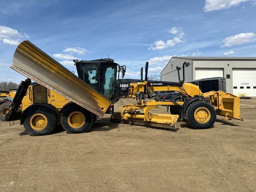 2015 CAT 140M AWD Motor Grader with Snow Wing #8455 JP