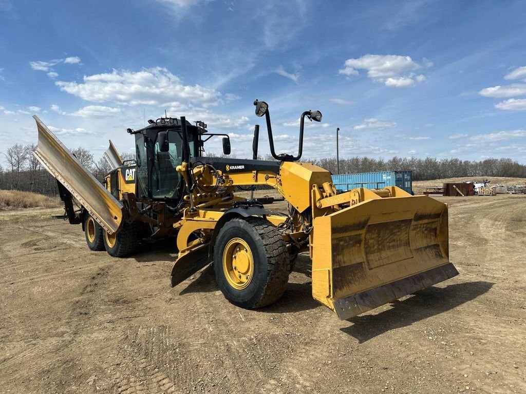 2015 CAT 140M AWD Motor Grader with Snow Wing #8455 JP