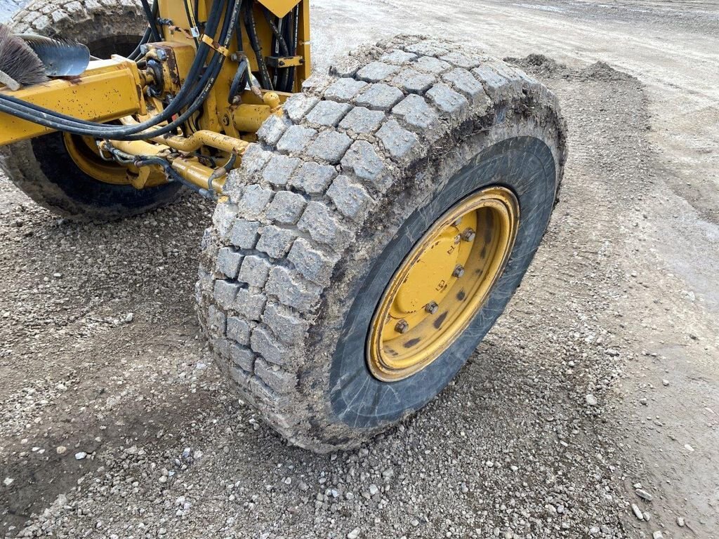 2011 Caterpillar 160M Motor Grader AWD 8524 AS