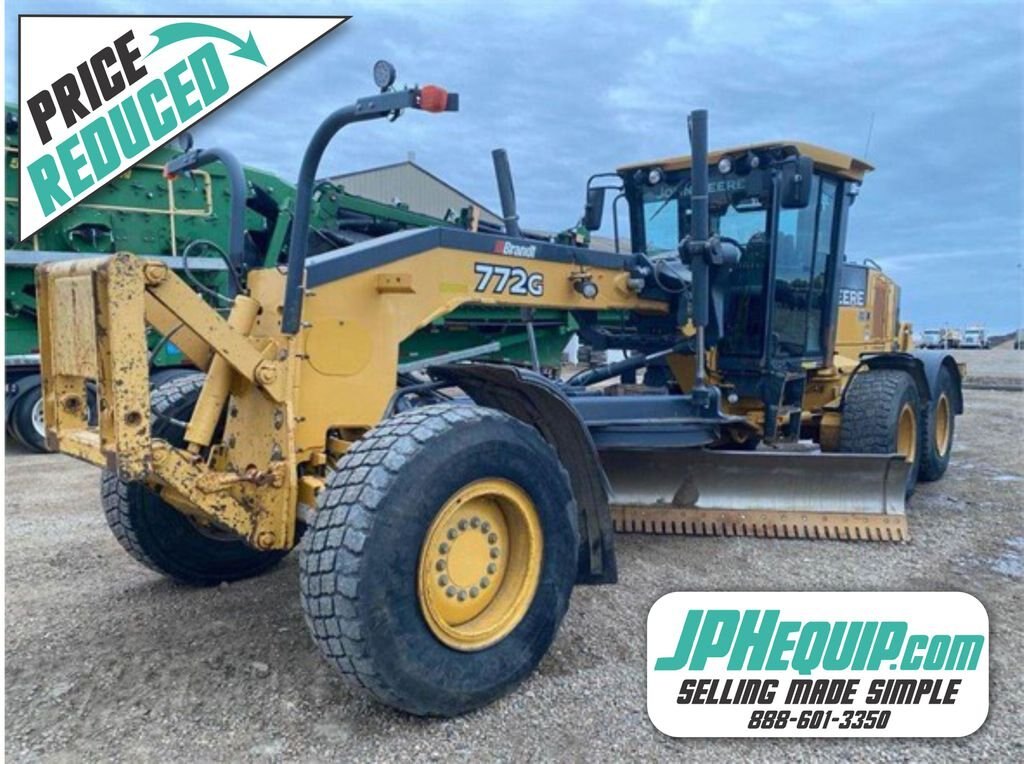 2013 Deere 772G Motor Grader #8154 BP