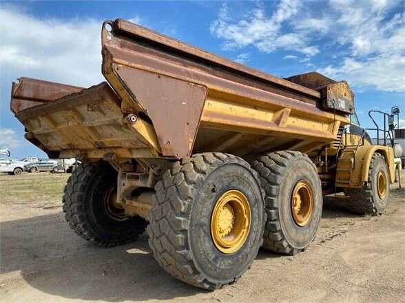 2003 Caterpillar 740EJ Rock Truck #5847 BP