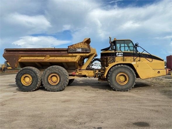 2003 Caterpillar 740EJ Rock Truck #5847 BP