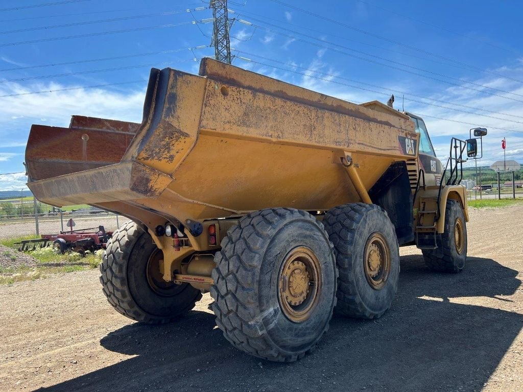 2006 CATERPILLAR 725 Rock Truck #6218 JF