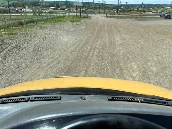 2006 CATERPILLAR 725 Rock Truck #6218 JF