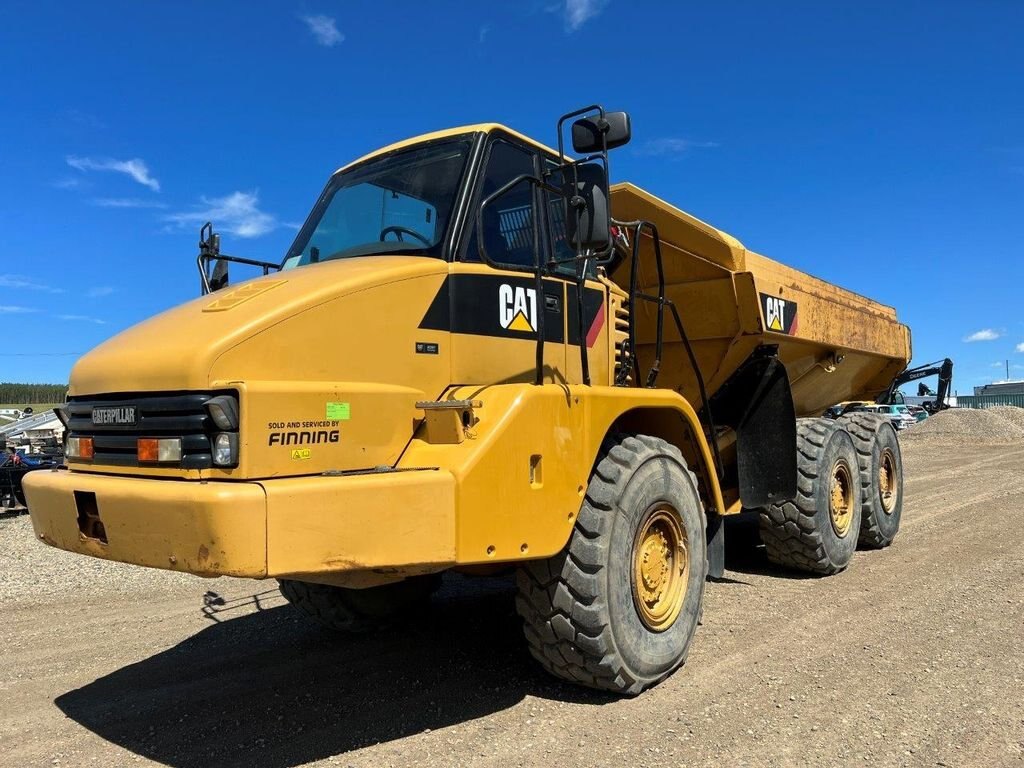 2006 CATERPILLAR 725 Rock Truck #6218 JF