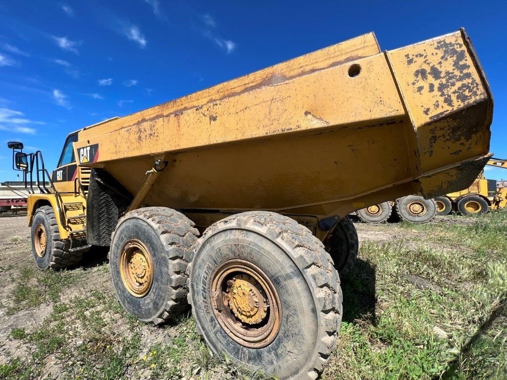 2006 CATERPILLAR 725 Rock Truck #6219 JF