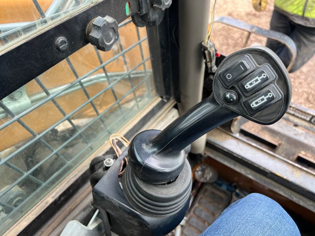 2012 Case TV380 Skid Steer Loader LOW Hours with Buckets #8399 JF