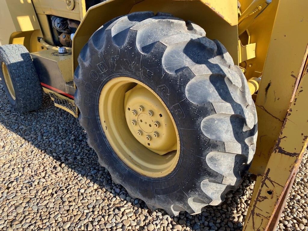 1989 Ford Rough Terrain Forklift #6198 BP