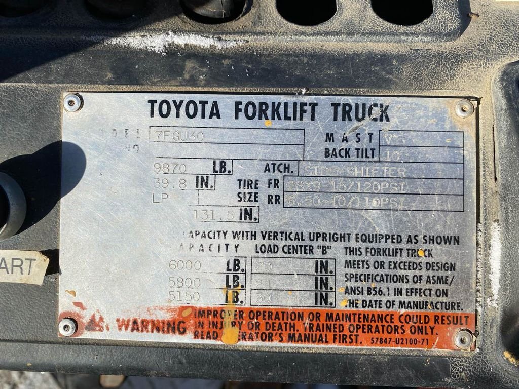 2007 Toyota 7FGU30 Pneumatic Tire Forklift