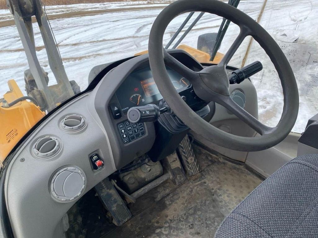 2012 Volvo L90F Wheel Loader #8156 BP