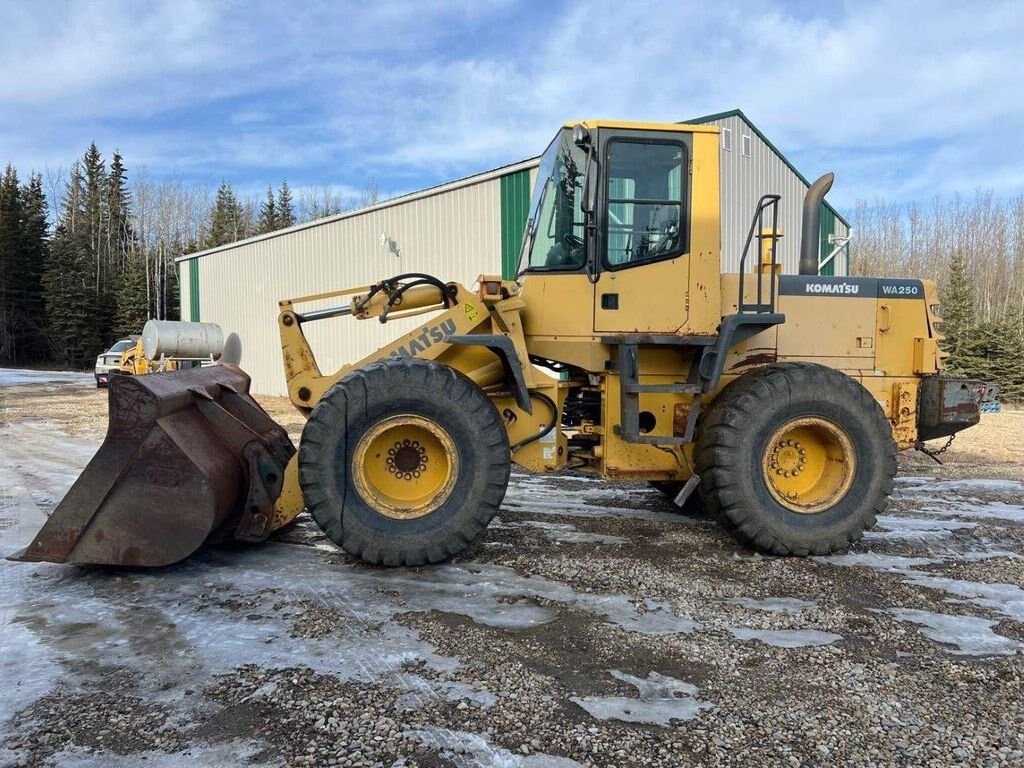 2001 Komatsu WA250 3MC Wheel Loader with 6ft forks #8321 JF