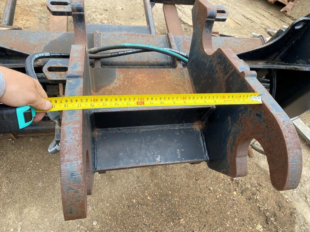 200 Series Excavator Mat Grapple Pipe Grapple #8573 BP