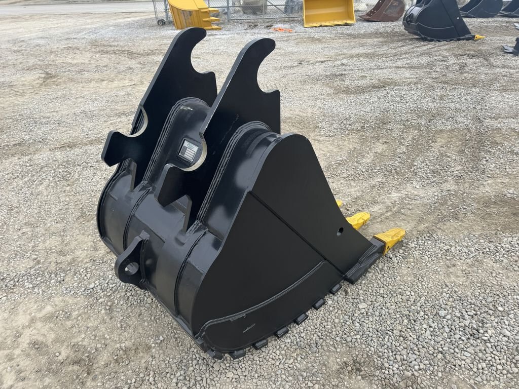 2023 JPH 200 Series Excavator 42 Dig Bucket #10171 JPH