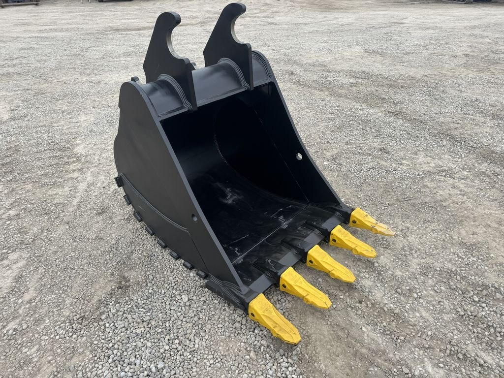 2023 JPH 200 Series Excavator 42 Dig Bucket #10171 JPH