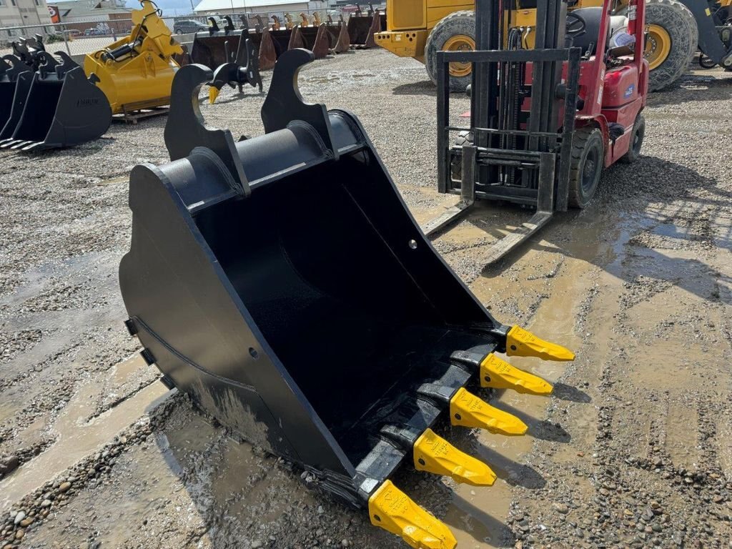 2024 JPH 250 Series Excavator 48 Dig Bucket #10210 JPH