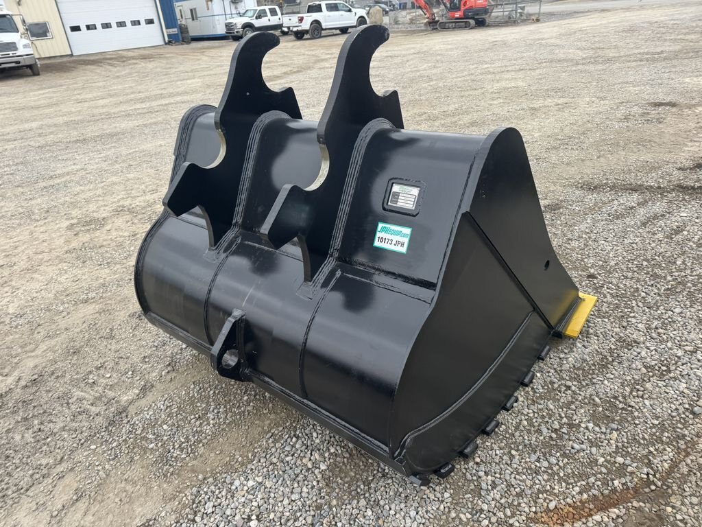 2023 JPH 250 Series Excavator 66 Clean up Bucket #10173 JPH