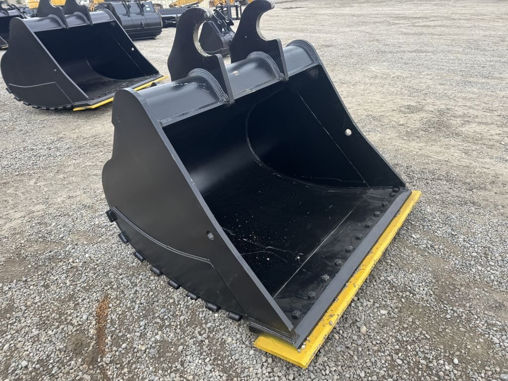 2023 JPH 250 Series Excavator 66 Clean up Bucket #10173 JPH