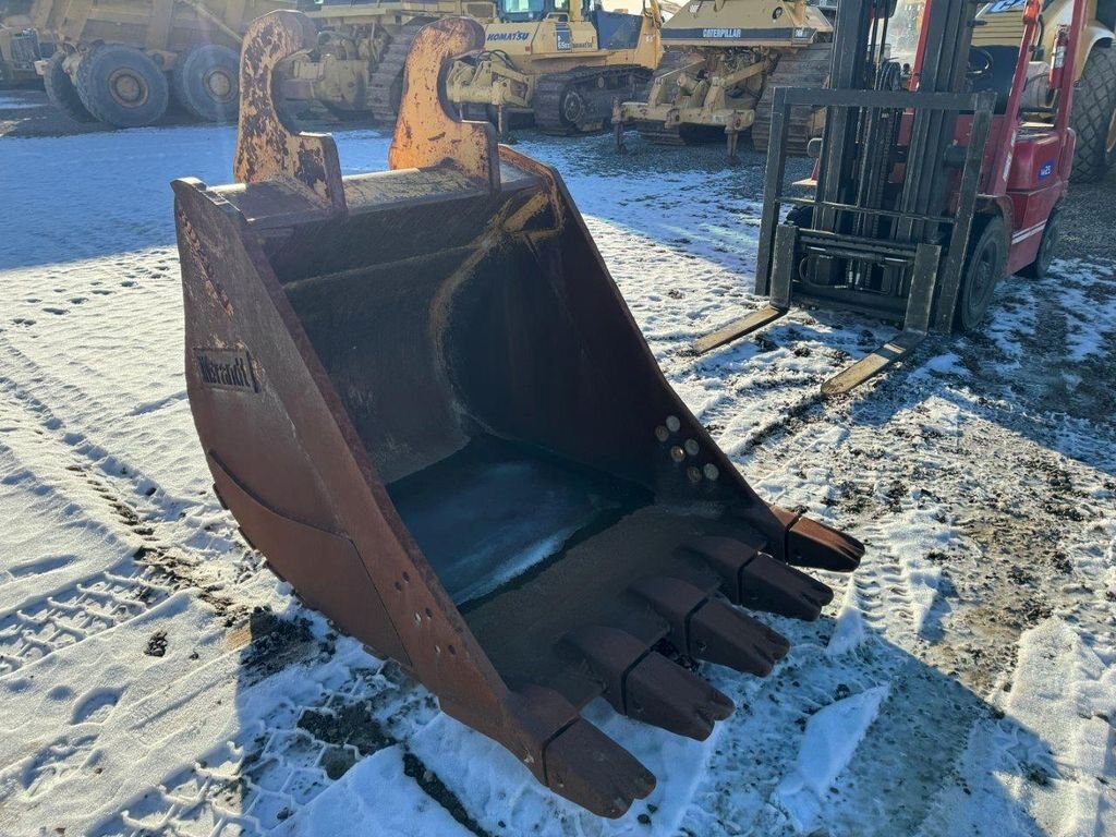 Brandt 300 Series Excavator Dig Bucket #10126 JPH