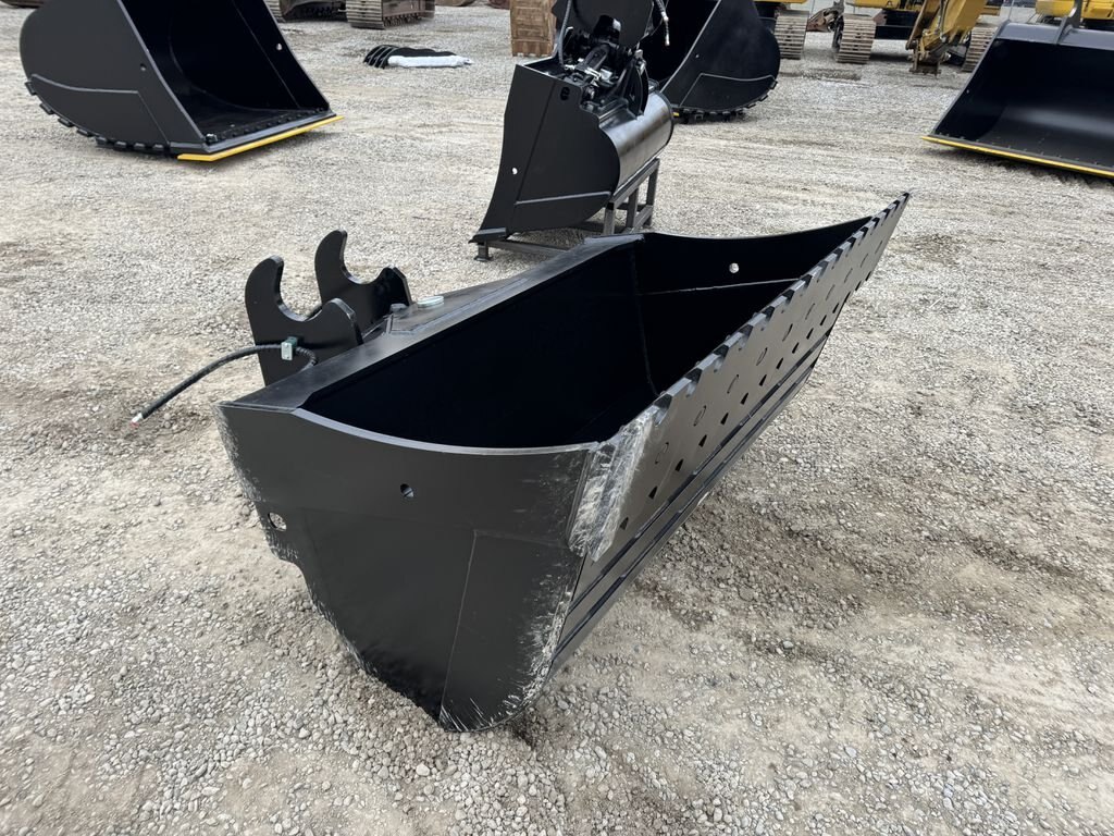 2023 JPH 200 Series Excavator 66 Hydraulic Tilt Bucket