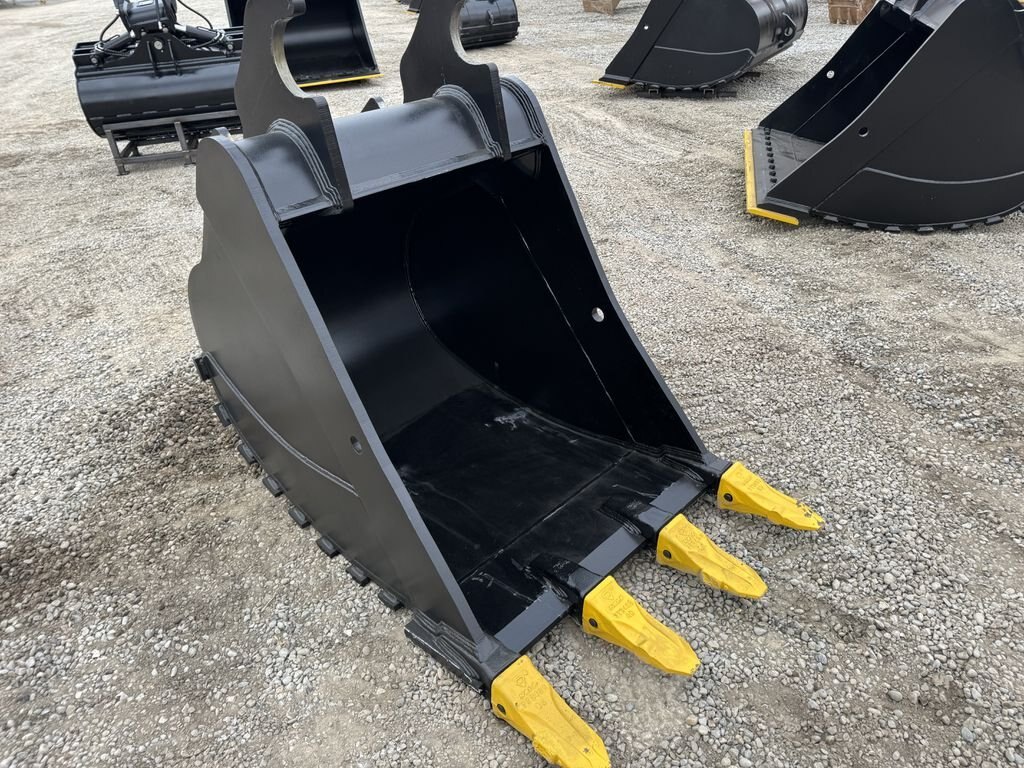 2023 JPH 250 Series Excavator 42 Dig Bucket #10179 JPH