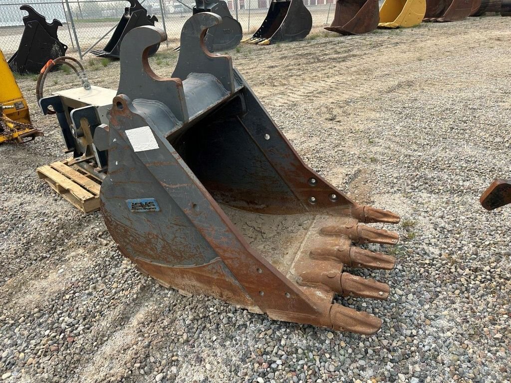 WBM 200 SERIES EXCAVATOR DIG BUCKET