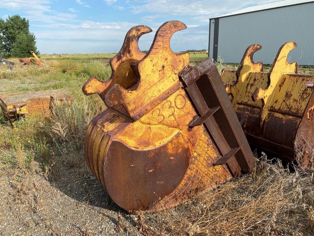 300 SERIES 36 INCH TRENCH BUCKET WITH SMOOTH EDGE