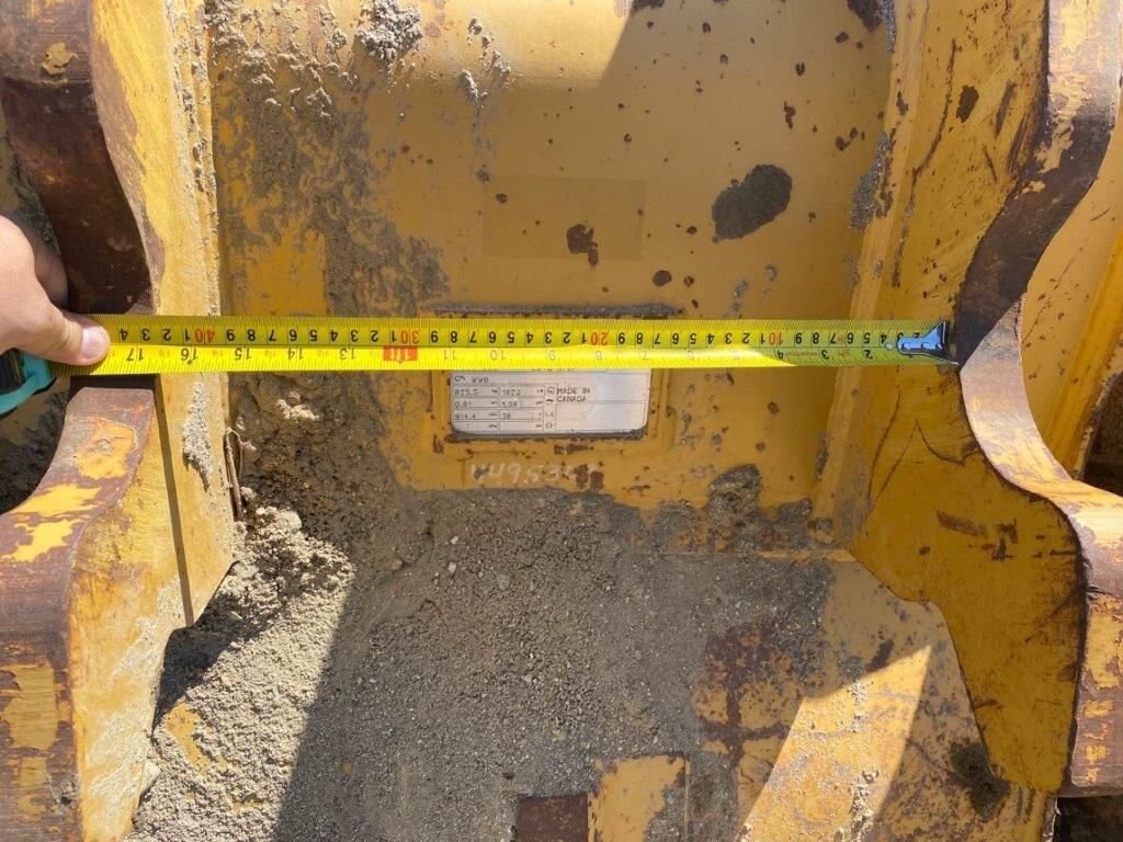 Caterpillar 200 Series 32 Dig Bucket