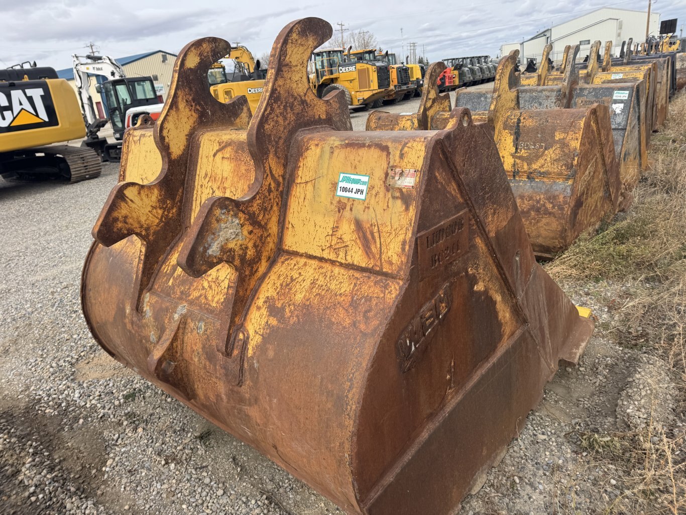 WBM 400 SERIES Excavator CLEAN UP BUCKET 10044 JPH