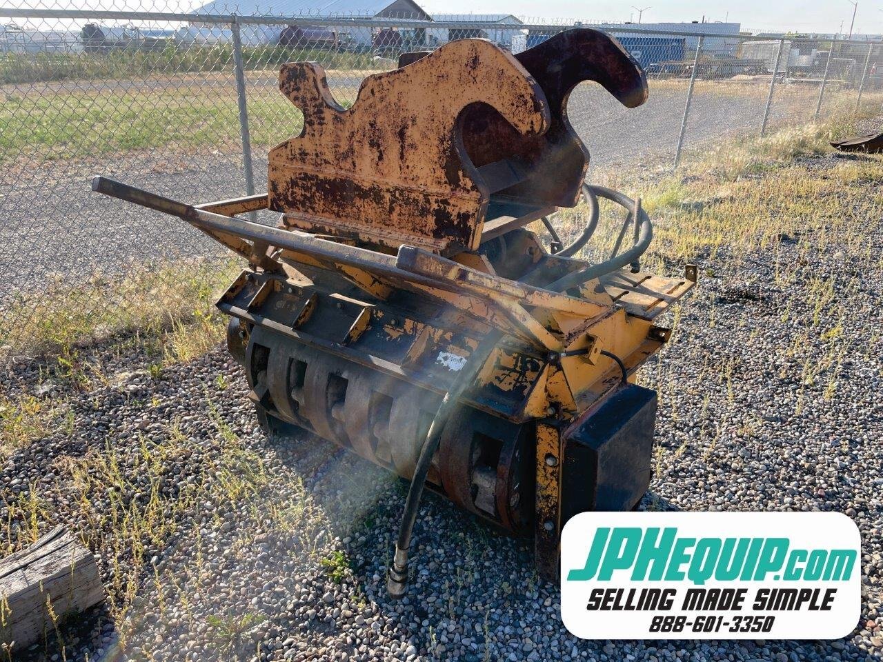 1997 Brontosaurus 300 Series Flail Brushing Head #10018 JPH
